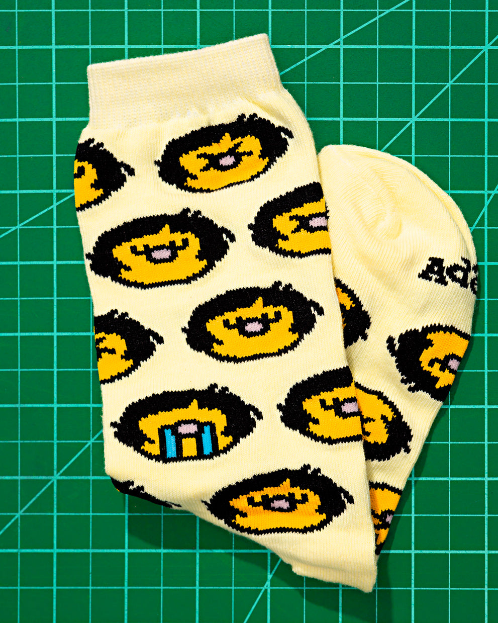 Meia Carinhas da Adênia