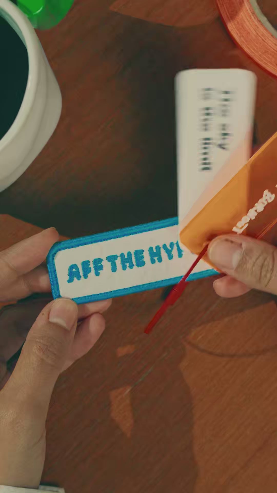 Carregar vídeo: The Nice Keychain™